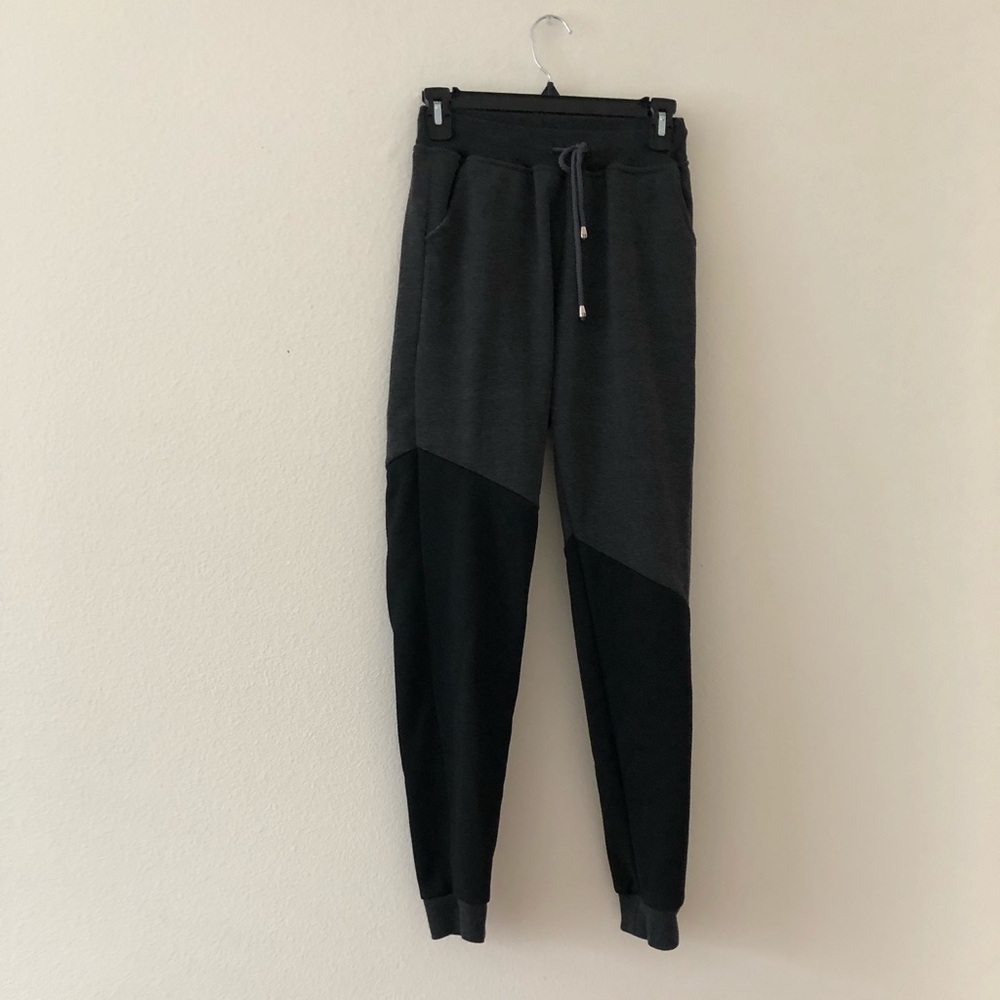 Reset Joggers Black/Grey Boys size L